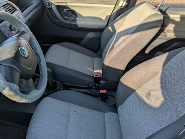 Черный Шкода Румстер, объемом двигателя 1.6 л и пробегом 230 тыс. км за 5100 $, фото 10 на Automoto.ua