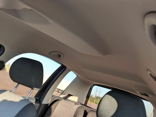 Черный Шкода Румстер, объемом двигателя 1.6 л и пробегом 230 тыс. км за 5100 $, фото 14 на Automoto.ua