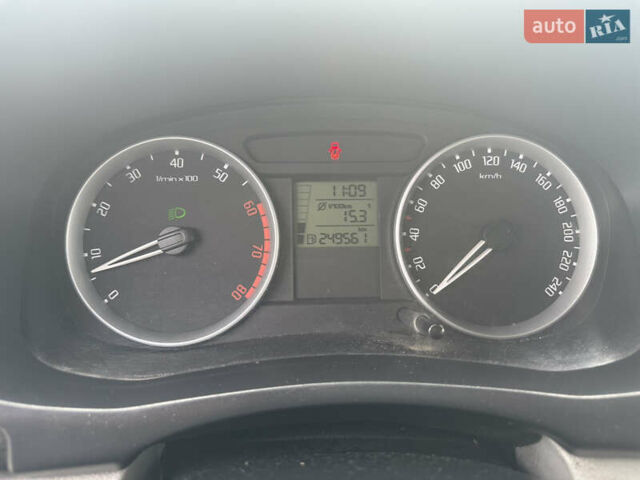 Чорний Шкода Румстер, об'ємом двигуна 1.6 л та пробігом 247 тис. км за 3400 $, фото 18 на Automoto.ua