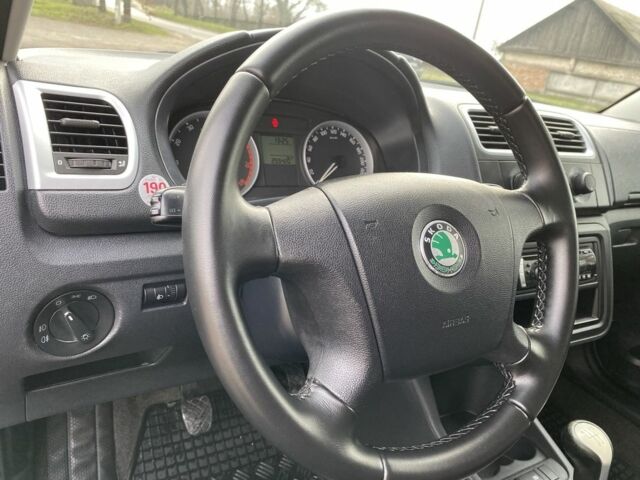 Черный Шкода Румстер, объемом двигателя 1.4 л и пробегом 255 тыс. км за 5200 $, фото 13 на Automoto.ua