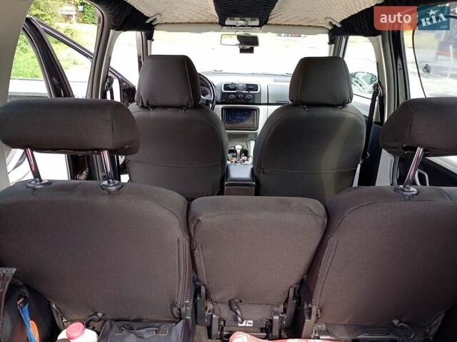 Черный Шкода Румстер, объемом двигателя 1.4 л и пробегом 269 тыс. км за 4999 $, фото 6 на Automoto.ua