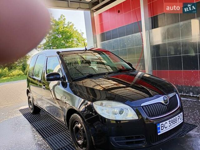 Черный Шкода Румстер, объемом двигателя 1.4 л и пробегом 269 тыс. км за 4999 $, фото 1 на Automoto.ua