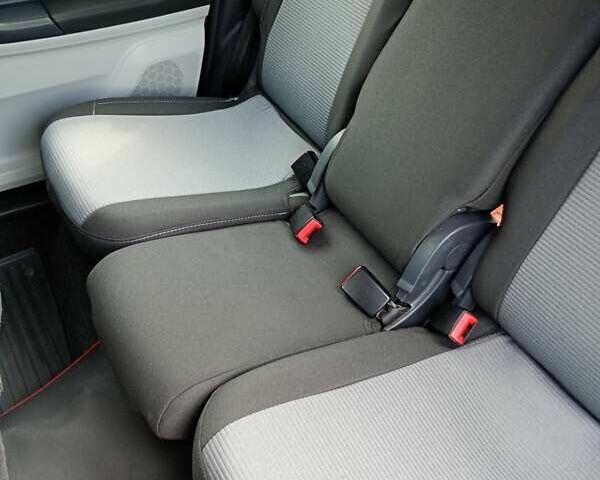 Черный Шкода Румстер, объемом двигателя 1.4 л и пробегом 269 тыс. км за 4999 $, фото 5 на Automoto.ua