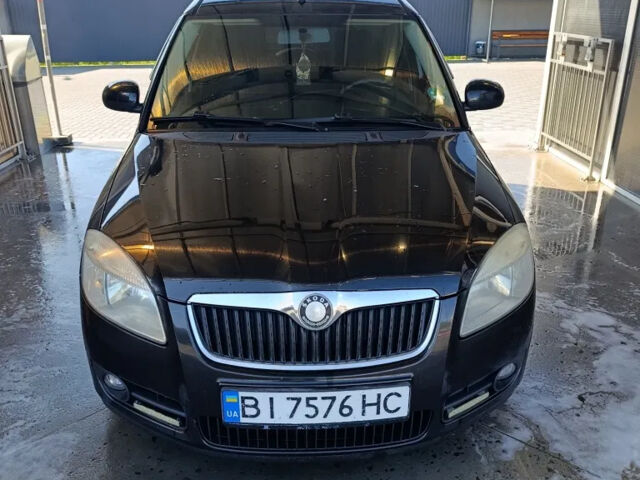 Чорний Шкода Румстер, об'ємом двигуна 1.6 л та пробігом 250 тис. км за 4500 $, фото 2 на Automoto.ua