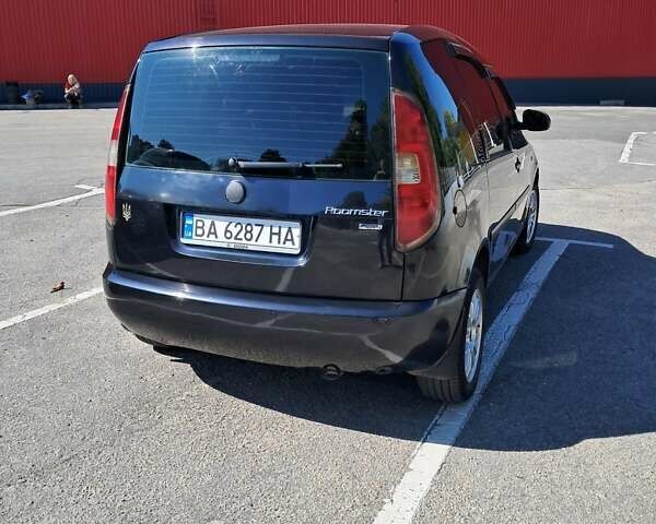 Чорний Шкода Румстер, об'ємом двигуна 1.39 л та пробігом 327 тис. км за 4800 $, фото 3 на Automoto.ua