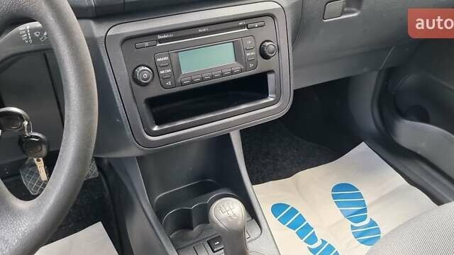 Чорний Шкода Румстер, об'ємом двигуна 1.2 л та пробігом 72 тис. км за 6155 $, фото 8 на Automoto.ua