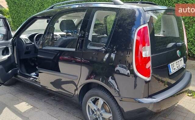 Чорний Шкода Румстер, об'ємом двигуна 1.2 л та пробігом 72 тис. км за 6155 $, фото 5 на Automoto.ua