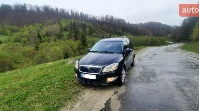 Черный Шкода Румстер, объемом двигателя 1.6 л и пробегом 158 тыс. км за 7499 $, фото 6 на Automoto.ua