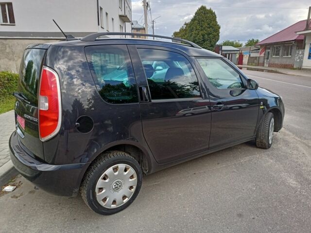 Чорний Шкода Румстер, об'ємом двигуна 0 л та пробігом 273 тис. км за 6800 $, фото 1 на Automoto.ua