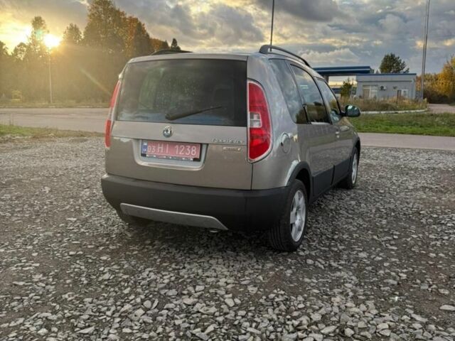 Коричневый Шкода Румстер, объемом двигателя 1.4 л и пробегом 193 тыс. км за 5300 $, фото 2 на Automoto.ua