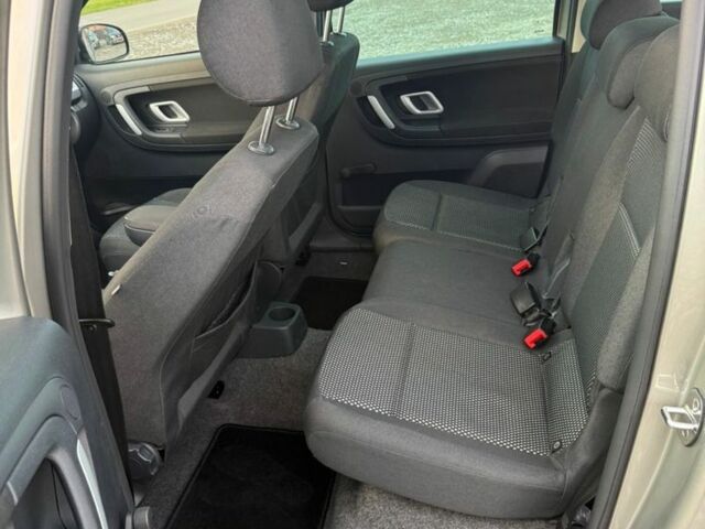 Коричневый Шкода Румстер, объемом двигателя 1.4 л и пробегом 193 тыс. км за 5300 $, фото 7 на Automoto.ua