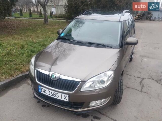 Коричневий Шкода Румстер, об'ємом двигуна 1.2 л та пробігом 256 тис. км за 6150 $, фото 9 на Automoto.ua