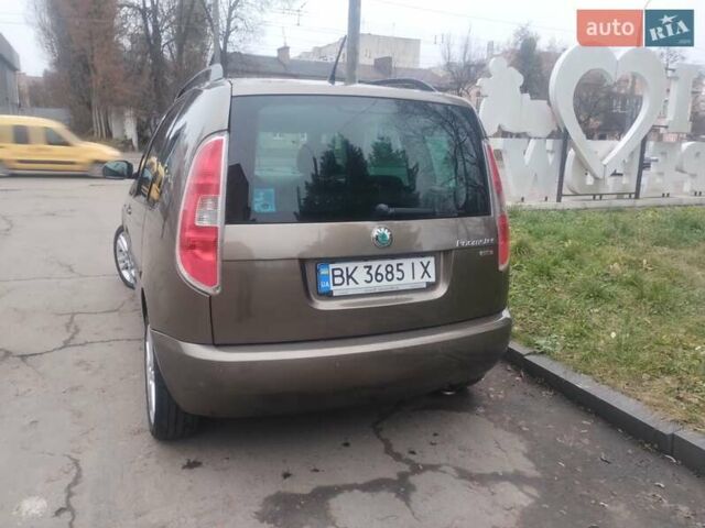 Коричневий Шкода Румстер, об'ємом двигуна 1.2 л та пробігом 256 тис. км за 6150 $, фото 12 на Automoto.ua