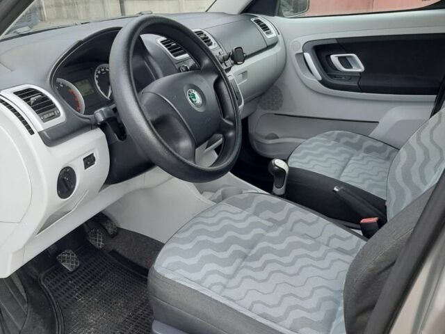 Коричневий Шкода Румстер, об'ємом двигуна 1.4 л та пробігом 269 тис. км за 5000 $, фото 3 на Automoto.ua