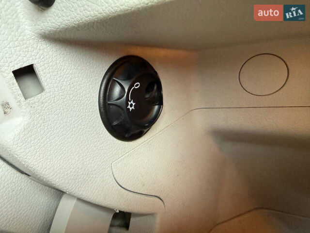 Красный Шкода Румстер, объемом двигателя 1.4 л и пробегом 158 тыс. км за 5000 $, фото 33 на Automoto.ua