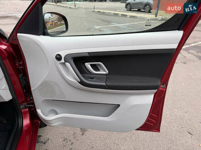 Красный Шкода Румстер, объемом двигателя 1.4 л и пробегом 158 тыс. км за 5000 $, фото 28 на Automoto.ua