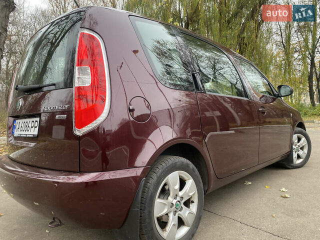 Красный Шкода Румстер, объемом двигателя 1.39 л и пробегом 48 тыс. км за 6700 $, фото 8 на Automoto.ua