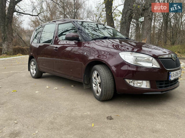 Красный Шкода Румстер, объемом двигателя 1.39 л и пробегом 48 тыс. км за 6700 $, фото 9 на Automoto.ua