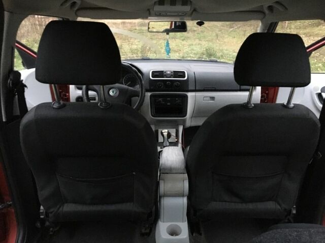 Красный Шкода Румстер, объемом двигателя 1.4 л и пробегом 267 тыс. км за 3999 $, фото 20 на Automoto.ua