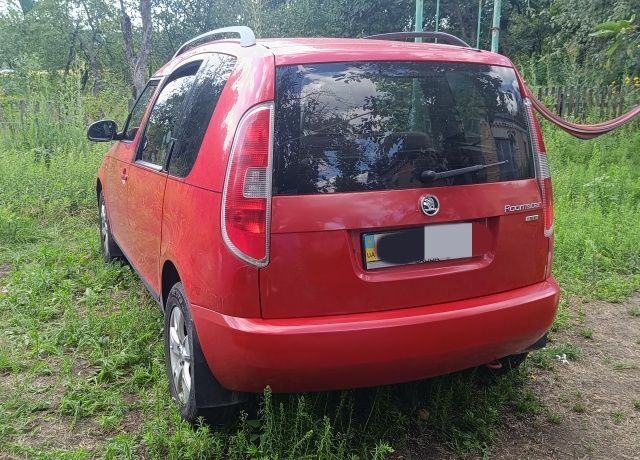 Червоний Шкода Румстер, об'ємом двигуна 1.4 л та пробігом 275 тис. км за 5000 $, фото 9 на Automoto.ua