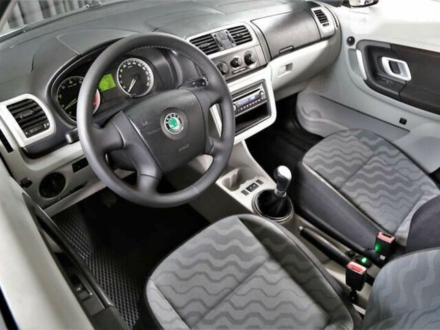 Шкода Румстер, объемом двигателя 1.6 л и пробегом 338 тыс. км за 5990 $, фото 12 на Automoto.ua