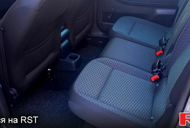 Шкода Румстер, объемом двигателя 1.6 л и пробегом 160 тыс. км за 5600 $, фото 8 на Automoto.ua