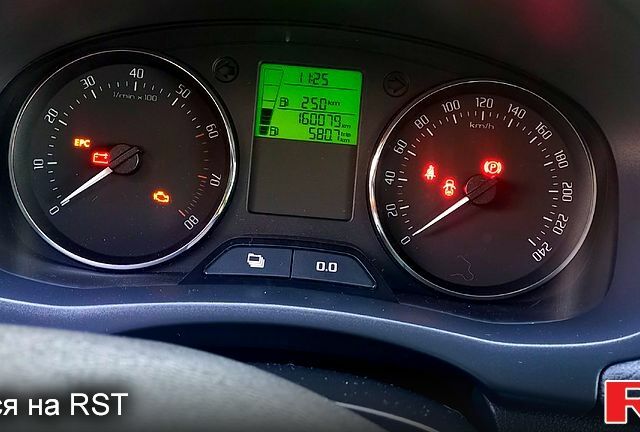 Шкода Румстер, объемом двигателя 1.6 л и пробегом 160 тыс. км за 5600 $, фото 5 на Automoto.ua