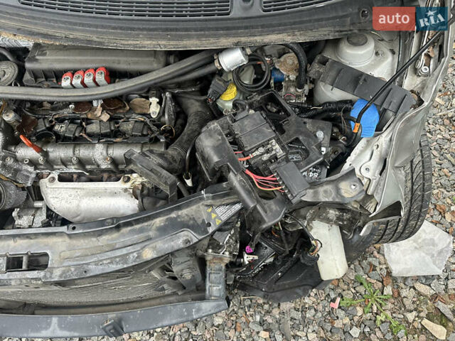 Шкода Румстер, объемом двигателя 1.6 л и пробегом 270 тыс. км за 1850 $, фото 8 на Automoto.ua