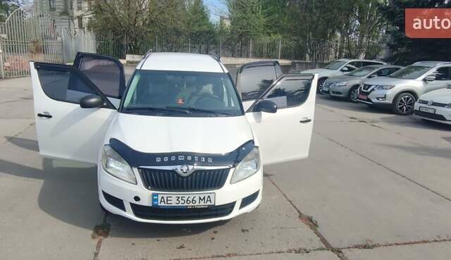 Шкода Румстер, объемом двигателя 1.2 л и пробегом 461 тыс. км за 8750 $, фото 5 на Automoto.ua