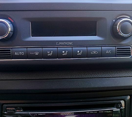 Серый Шкода Румстер, объемом двигателя 1.4 л и пробегом 100 тыс. км за 7000 $, фото 1 на Automoto.ua