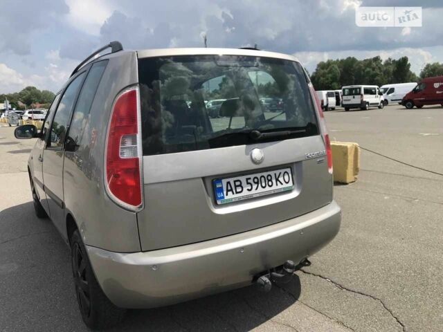 Серый Шкода Румстер, объемом двигателя 1.6 л и пробегом 180 тыс. км за 6200 $, фото 1 на Automoto.ua