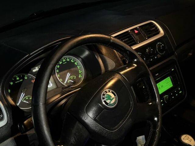 Сірий Шкода Румстер, об'ємом двигуна 1.4 л та пробігом 181 тис. км за 4750 $, фото 15 на Automoto.ua