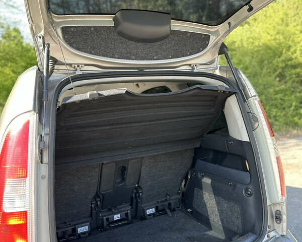 Серый Шкода Румстер, объемом двигателя 1.6 л и пробегом 228 тыс. км за 6500 $, фото 18 на Automoto.ua