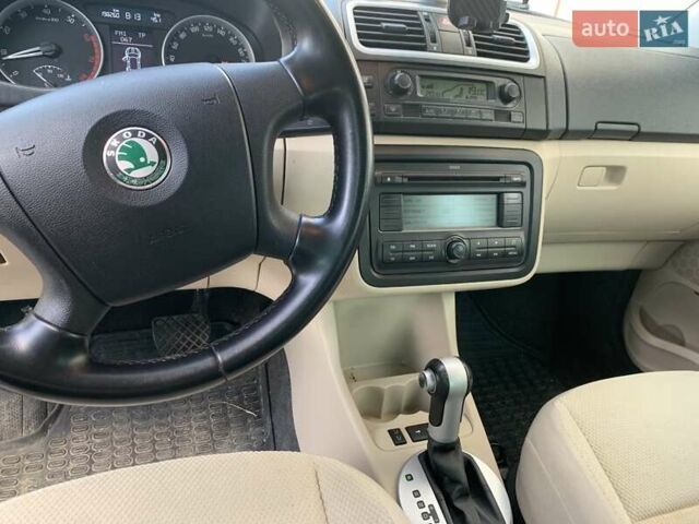 Серый Шкода Румстер, объемом двигателя 1.6 л и пробегом 198 тыс. км за 5800 $, фото 11 на Automoto.ua