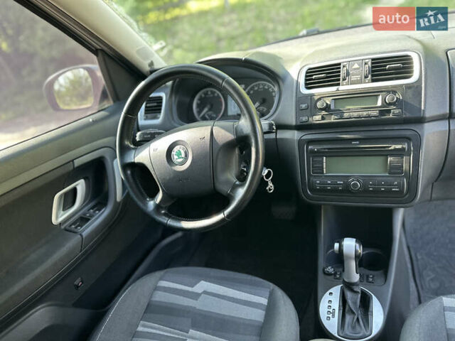 Серый Шкода Румстер, объемом двигателя 1.6 л и пробегом 228 тыс. км за 6500 $, фото 12 на Automoto.ua