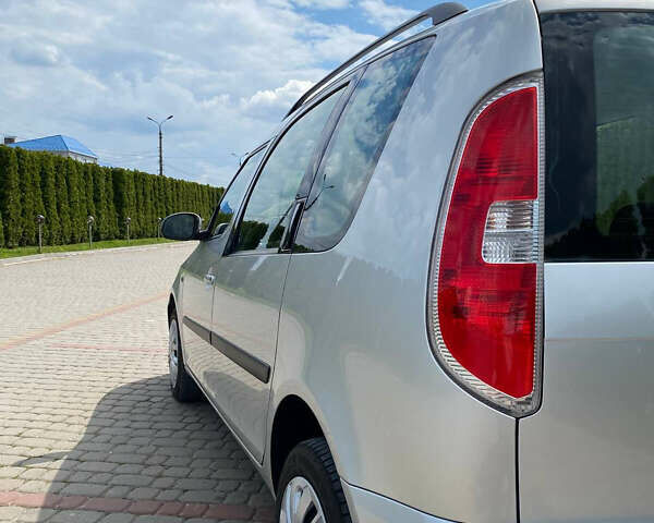 Сірий Шкода Румстер, об'ємом двигуна 1.6 л та пробігом 214 тис. км за 5990 $, фото 10 на Automoto.ua