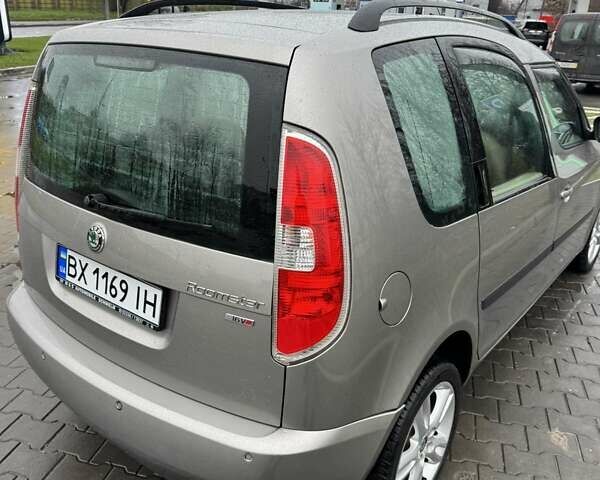 Сірий Шкода Румстер, об'ємом двигуна 1.6 л та пробігом 217 тис. км за 5499 $, фото 6 на Automoto.ua