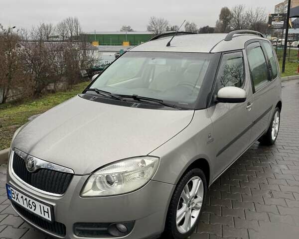 Сірий Шкода Румстер, об'ємом двигуна 1.6 л та пробігом 217 тис. км за 5499 $, фото 16 на Automoto.ua