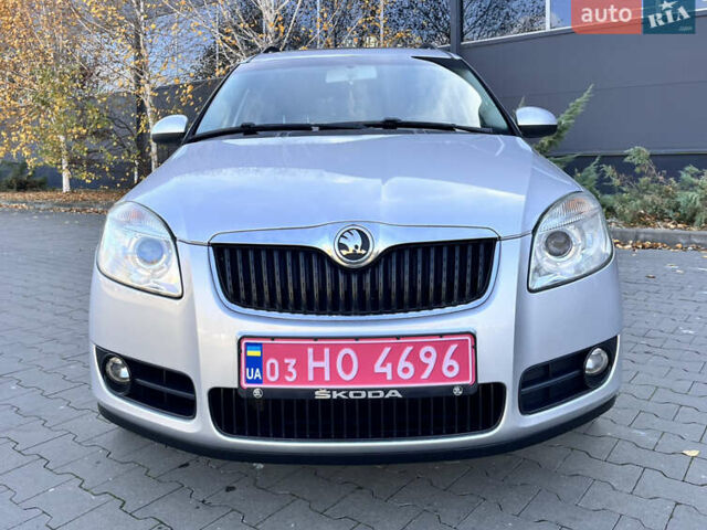 Сірий Шкода Румстер, об'ємом двигуна 1.4 л та пробігом 180 тис. км за 5950 $, фото 19 на Automoto.ua