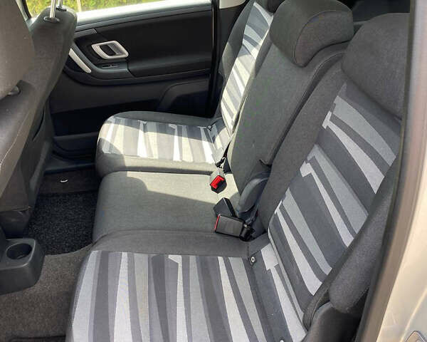 Сірий Шкода Румстер, об'ємом двигуна 1.6 л та пробігом 214 тис. км за 5990 $, фото 13 на Automoto.ua