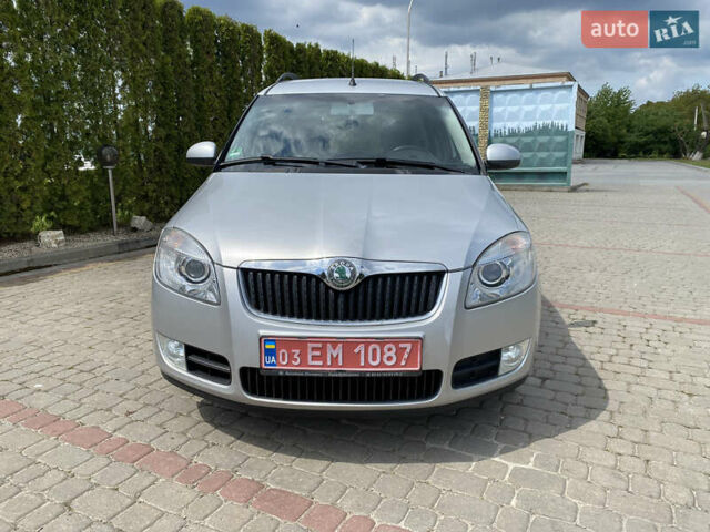 Серый Шкода Румстер, объемом двигателя 1.6 л и пробегом 217 тыс. км за 5690 $, фото 5 на Automoto.ua