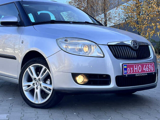 Сірий Шкода Румстер, об'ємом двигуна 1.4 л та пробігом 180 тис. км за 5950 $, фото 4 на Automoto.ua