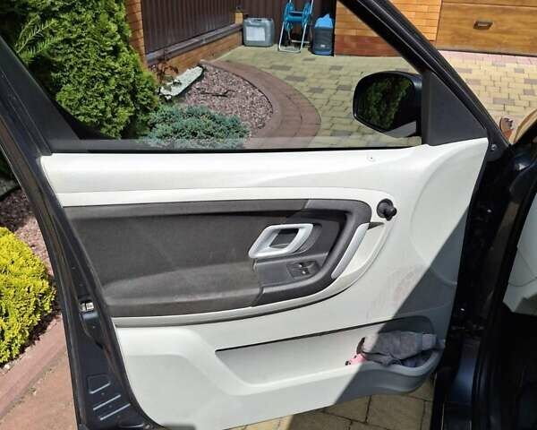 Серый Шкода Румстер, объемом двигателя 1.39 л и пробегом 169 тыс. км за 4950 $, фото 5 на Automoto.ua