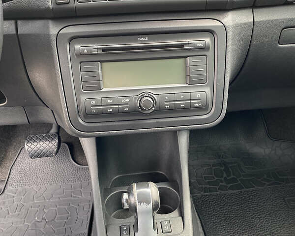 Серый Шкода Румстер, объемом двигателя 1.6 л и пробегом 217 тыс. км за 5690 $, фото 17 на Automoto.ua