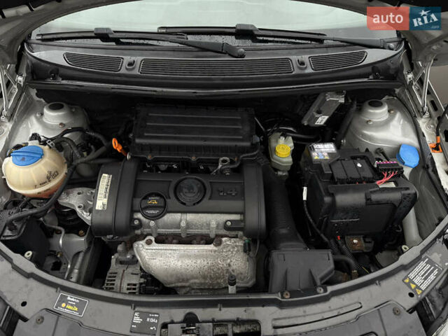 Серый Шкода Румстер, объемом двигателя 1.4 л и пробегом 193 тыс. км за 5300 $, фото 25 на Automoto.ua