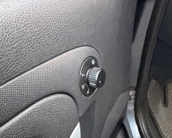 Серый Шкода Румстер, объемом двигателя 1.6 л и пробегом 314 тыс. км за 7300 $, фото 11 на Automoto.ua