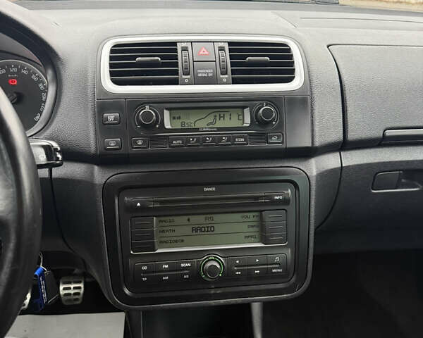 Серый Шкода Румстер, объемом двигателя 1.4 л и пробегом 193 тыс. км за 5300 $, фото 24 на Automoto.ua