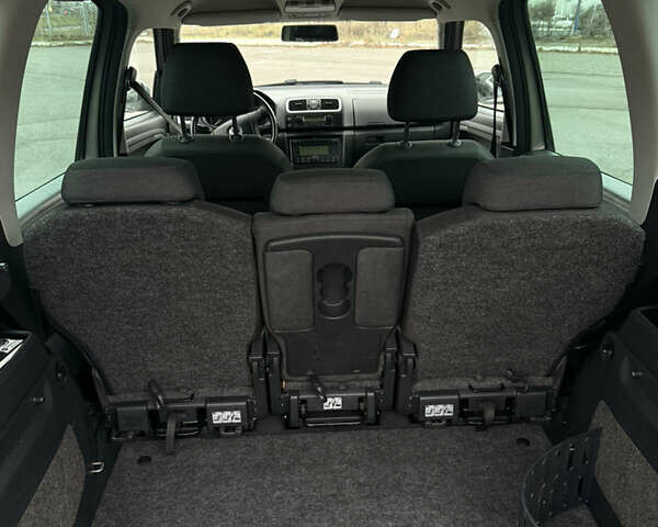 Серый Шкода Румстер, объемом двигателя 1.4 л и пробегом 193 тыс. км за 5300 $, фото 23 на Automoto.ua