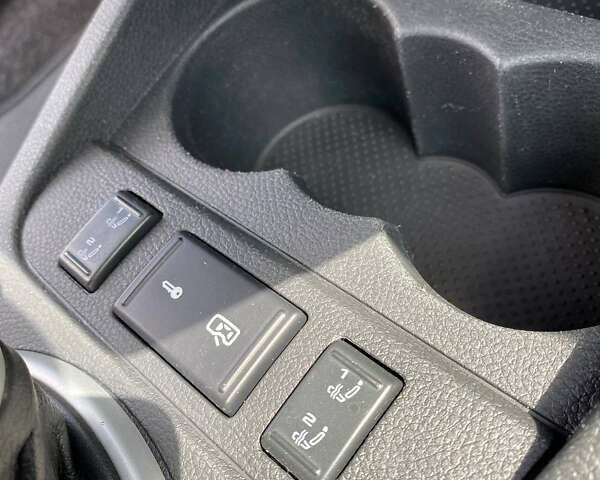 Сірий Шкода Румстер, об'ємом двигуна 1.6 л та пробігом 214 тис. км за 5990 $, фото 16 на Automoto.ua