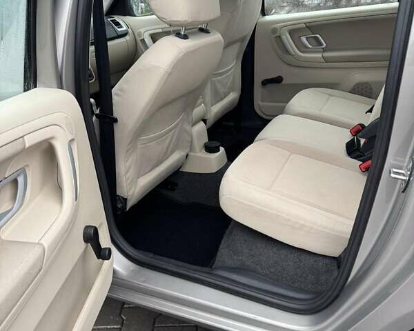 Сірий Шкода Румстер, об'ємом двигуна 1.6 л та пробігом 217 тис. км за 5499 $, фото 31 на Automoto.ua